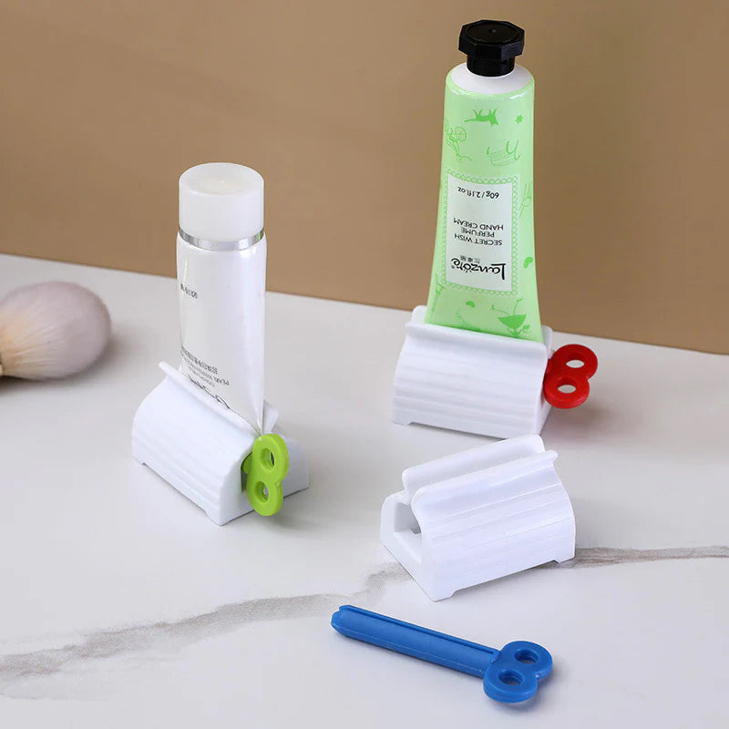 Rolling Toothpaste Squeezer