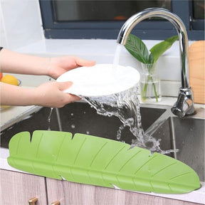 Silicone Sink Leaf Shape Water Splash Guard